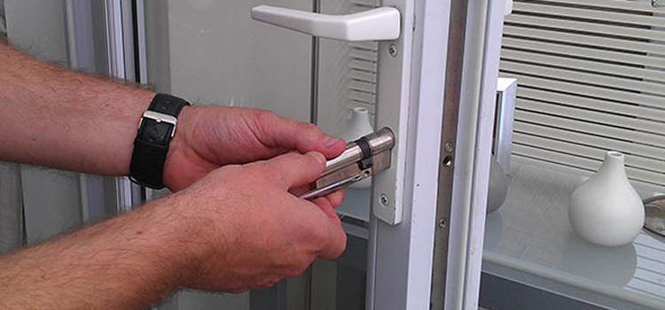 Commercial Door Lock Repair in Lakeland Village