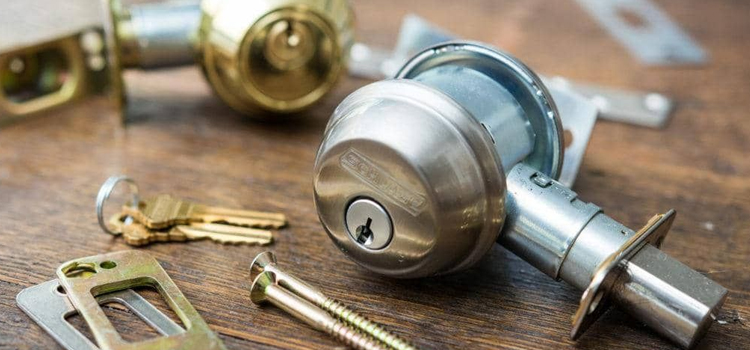 Doorknob Locks Repair Lakeland Village